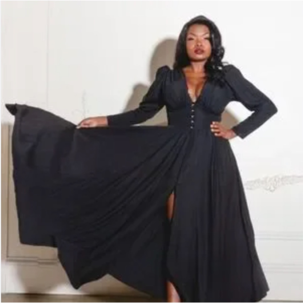 2X Clarice 1940s Style Maxi Coat Dress in Black Stretch Crepe